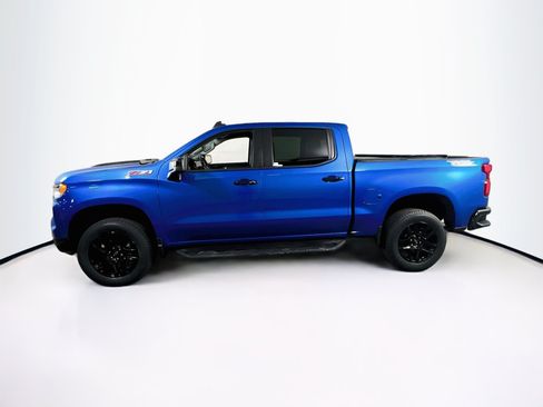 Used 2022 Chevrolet Silverado 1500 LT Trail Boss w/ Convenience Package II AWD/4WD image 8