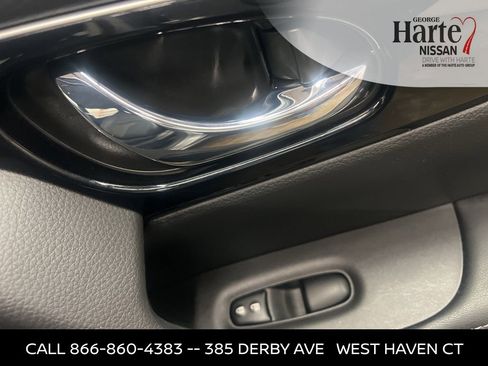 Used 2019 Nissan Rogue Sport SL image 37