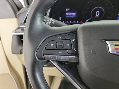 Used 2021 Cadillac Escalade Premium Luxury w/ Performance Package RWD image 23