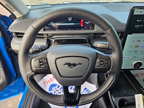 Used 2025 Ford Mustang Mach-E Select image 13