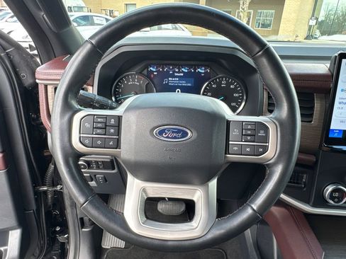 Used 2024 Ford Expedition Max Limited AWD/4WD image 25