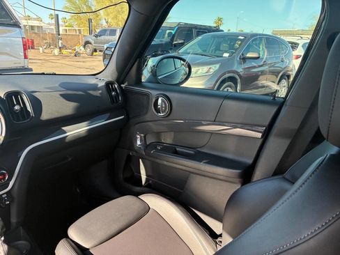 Used 2018 MINI Cooper Countryman S FWD image 19
