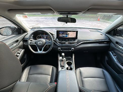 Certified 2023 Nissan Altima 2.5 SR w/ SR Premium Package image 27