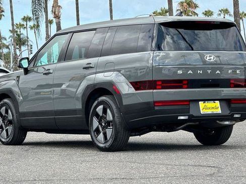 Certified 2026 Hyundai Santa Fe SE FWD image 6