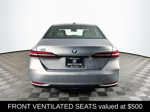 New 2026 BMW 530i xDrive image 8