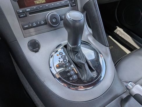 Used 2008 Pontiac Solstice GXP w/ Premium Package RWD image 11