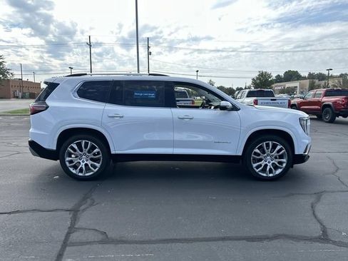 Certified 2025 GMC Acadia Denali w/ Super Cruise Package AWD/4WD image 8