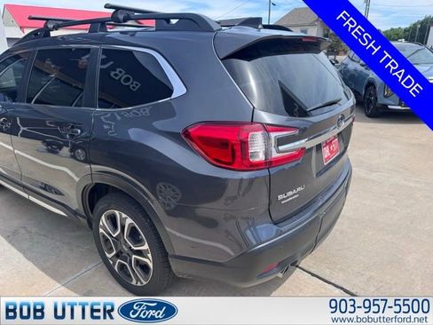 Used 2023 Subaru Ascent Limited AWD/4WD image 3