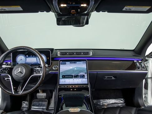 Used 2023 Mercedes-Benz Maybach S 580 4MATIC image 59