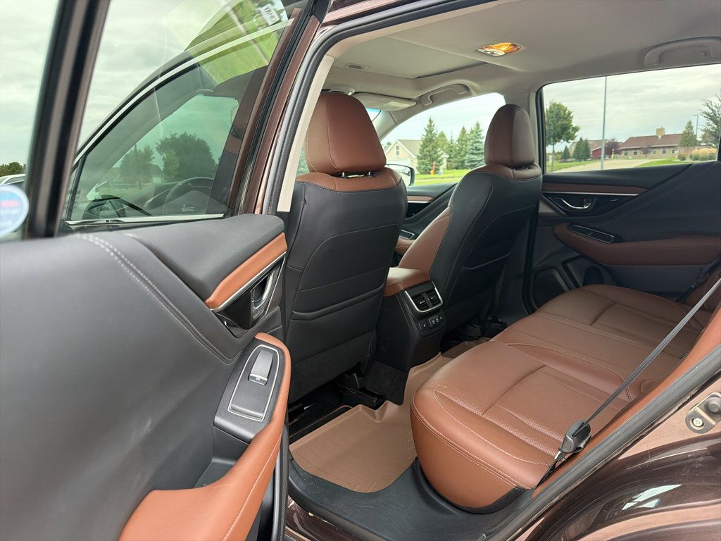 Used 2021 Subaru Outback Touring AWD/4WD image 10