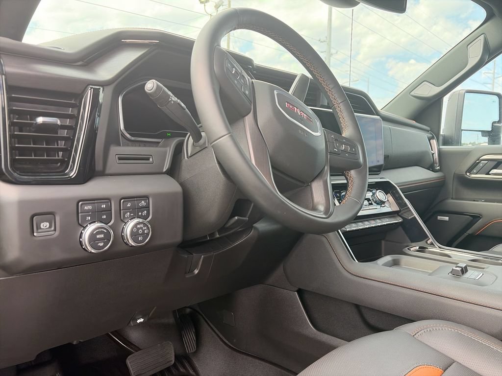 Certified 2025 GMC Sierra 2500 AT4 AWD/4WD image 18