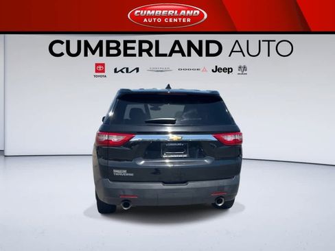 Used 2018 Chevrolet Traverse LS FWD image 7