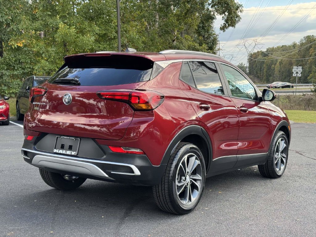 Used 2023 Buick Encore GX Select FWD image 22