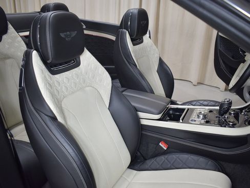 Used 2020 Bentley Continental GT AWD/4WD image 22