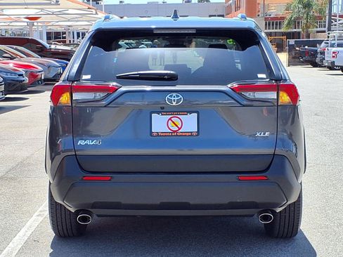 Used 2025 Toyota RAV4 XLE w/ Weather Package FWD image 5