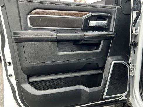 Certified 2021 RAM 2500 Laramie image 31