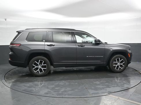 Used 2024 Jeep Grand Cherokee L Limited w/ Luxury Tech Group II image 4