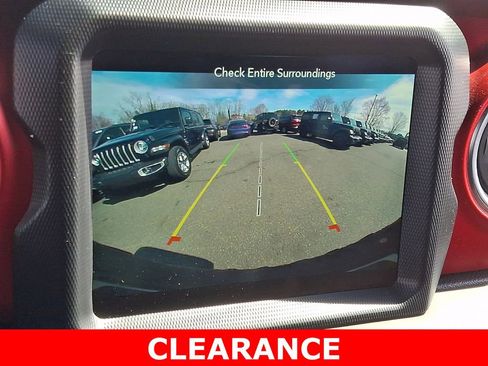 Used 2022 Jeep Wrangler Unlimited Rubicon AWD/4WD image 19