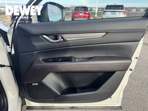 Used 2022 MAZDA CX-5 Signature image 29
