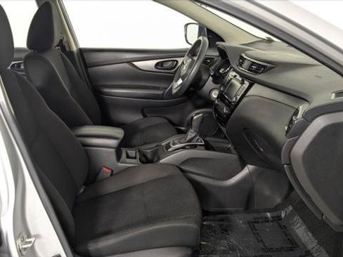 Used 2020 Nissan Rogue Sport S FWD image 21