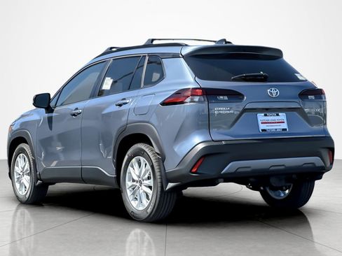 Certified 2026 Toyota Corolla Cross LE FWD image 3