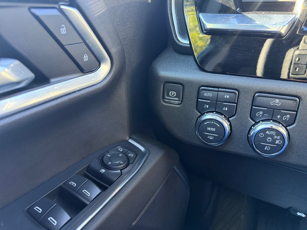 Used 2024 GMC Sierra 1500 Elevation w/ X31 Off-Road Package AWD/4WD image 19