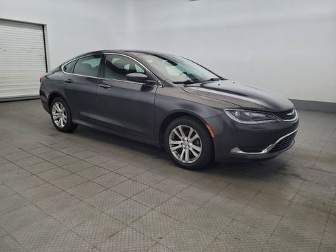 Used 2016 Chrysler 200 Limited w/ Convenience Group FWD image 11