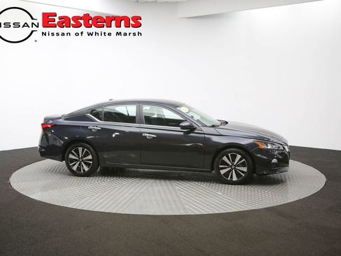 Used 2022 Nissan Altima 2.5 SV image 91