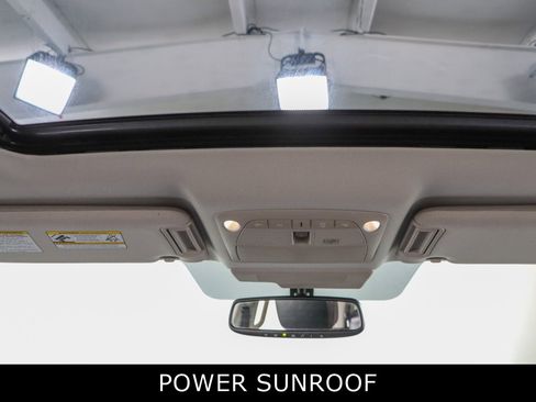 Used 2020 Nissan Armada SL w/ Premium Package image 22