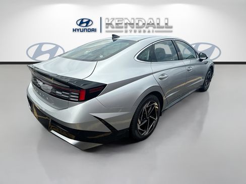 New 2026 Hyundai Sonata SEL FWD image 6