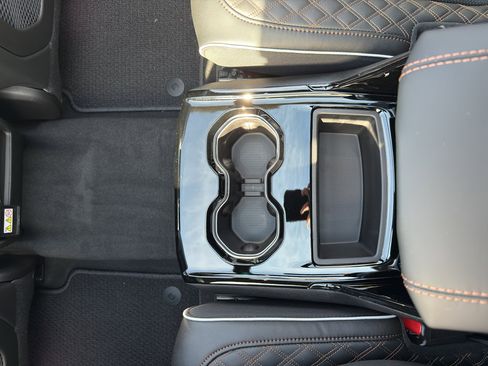 New 2025 Jeep Grand Cherokee L Summit w/ Obsidian Package image 28