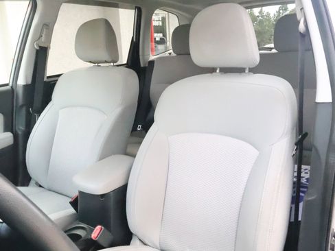 Used 2015 Subaru Forester 2.5i Premium w/ All-Weather Package AWD/4WD image 25