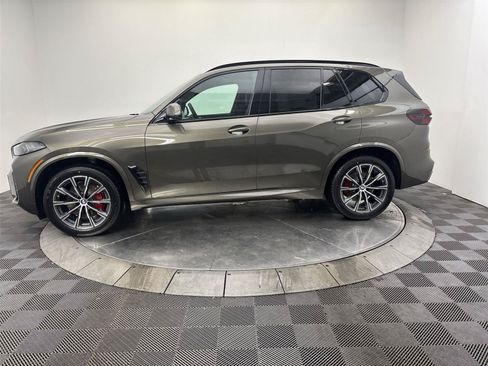New 2026 BMW X5 xDrive40i w/ M Sport Package AWD/4WD image 16