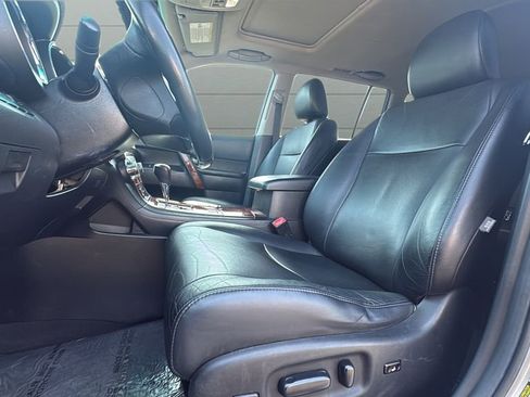 Used 2011 Toyota Highlander Limited w/ Tow Pkg image 15