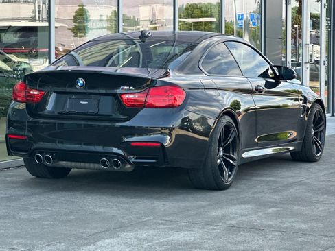 Used 2015 BMW M4 Coupe RWD image 3