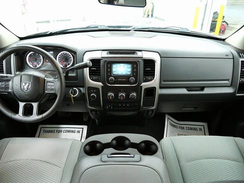 Used 2018 RAM 2500 SLT image 22