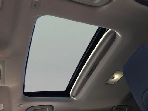 Certified 2026 Toyota Corolla Cross LE w/ Moonroof Package image 21