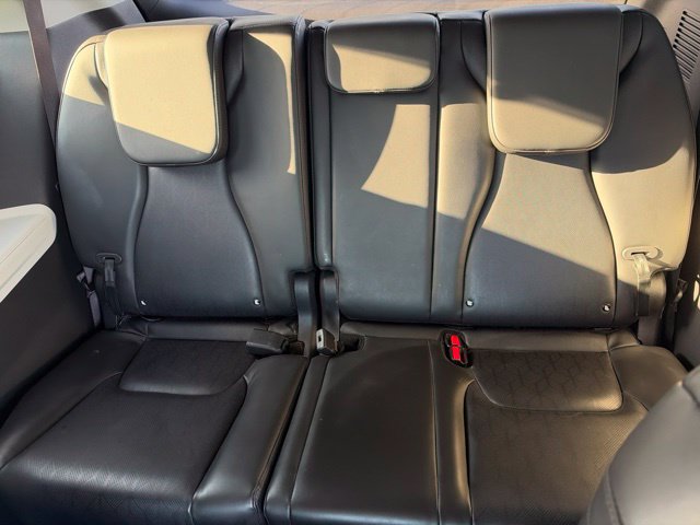 Used 2022 Kia Carnival EX FWD image 11