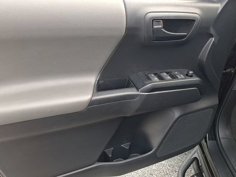 Used 2023 Toyota Tacoma SR AWD/4WD image 13