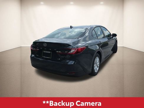 Used 2026 Toyota Camry LE FWD image 4