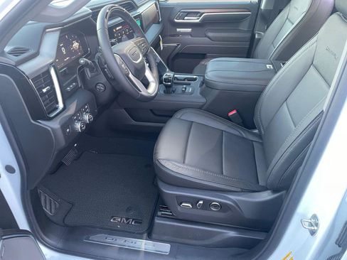 New 2026 GMC Sierra 1500 Denali AWD/4WD image 9