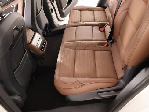 New 2026 Lincoln Nautilus Reserve w/ Jet Appearance Package image 12