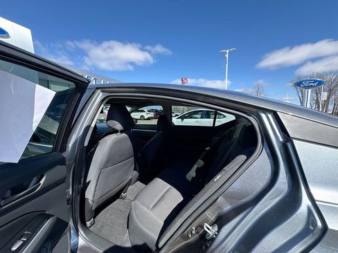 Used 2023 Nissan Altima 2.5 SV FWD image 19