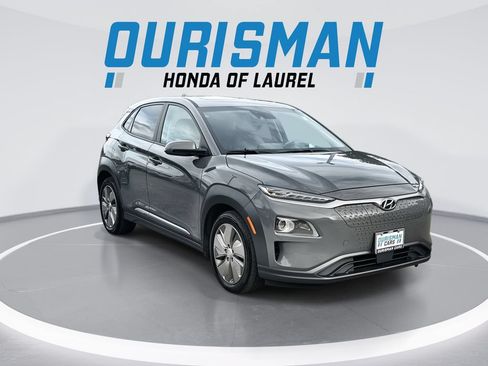 Used 2021 Hyundai Kona Ultimate FWD image 2