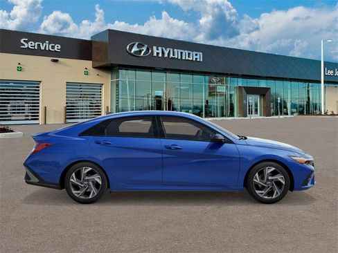 New 2026 Hyundai Elantra SEL Sport w/ Cargo Package image 7