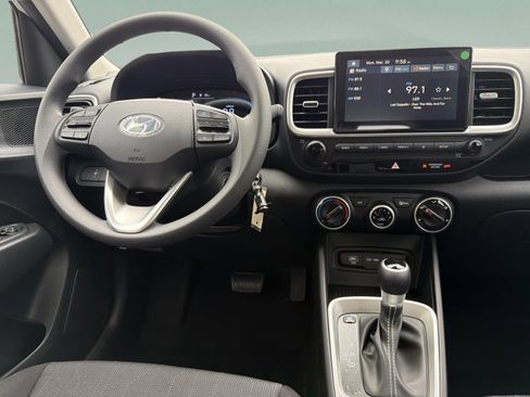 New 2026 Hyundai Venue SE FWD image 11