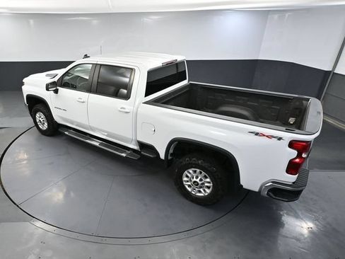 Used 2022 Chevrolet Silverado 2500 LT AWD/4WD image 56