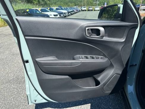 New 2026 Hyundai Venue SEL FWD image 10