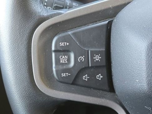 Used 2025 Ford Bronco Big Bend image 14