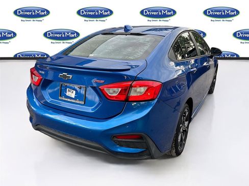 Used 2019 Chevrolet Cruze LT w/ Convenience Package FWD image 7